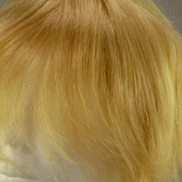 NEW Christine Jordan 100% H/H, Blond, Bright #22B, Size Avg A1131 - Picture 6 of 12